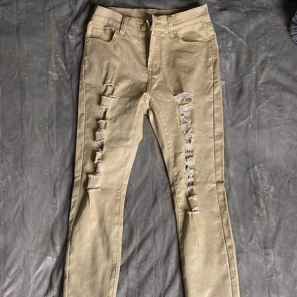 Ripped jeans